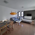 Апартаменты Simon And Ami Aparments *