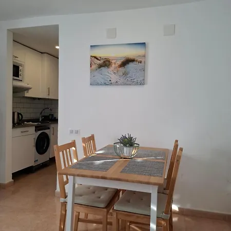 Simon And Ami Aparments كوراليهو