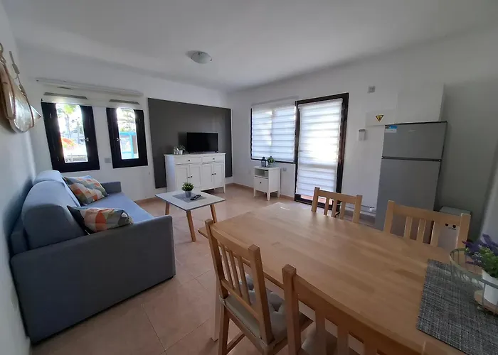 Simon And Ami Aparments 公寓