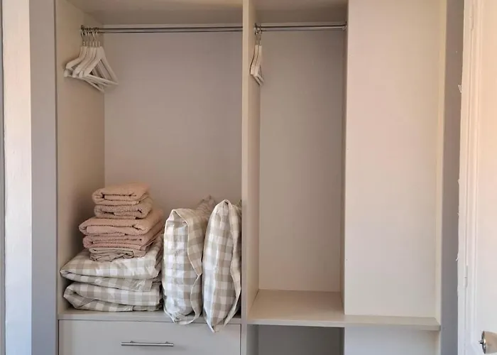 公寓 Simon And Ami Aparments